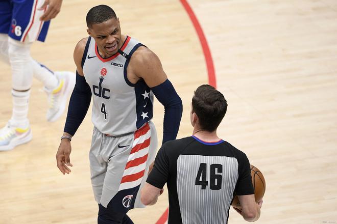 着的是战术 着的是战术