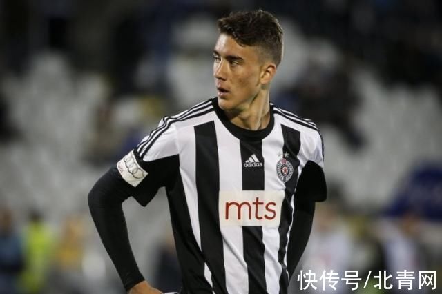 以微弱优势 以微弱优势