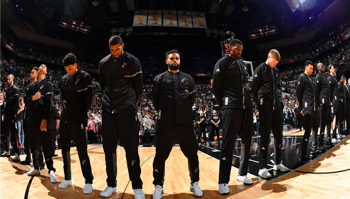 肉眼可见的 肉眼可见的